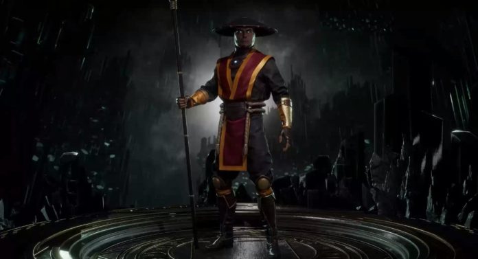 Costume alternatif de Raiden dans Mortal Kombat 11