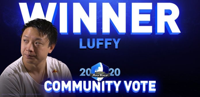 Le visage d'Olivier Hay alias Luffy avec les mots Winner et Community vote inscrits