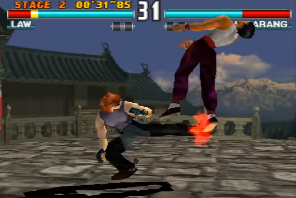 Combat entre Law et Hwoarang sur Tekken 3