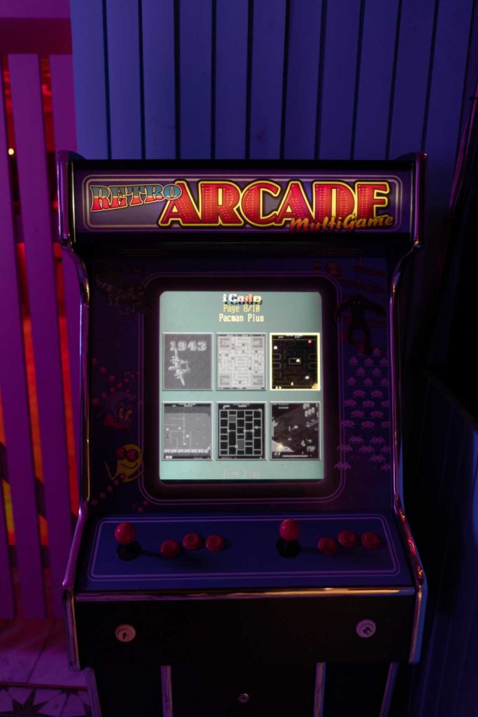 Une borne arcade à émuler